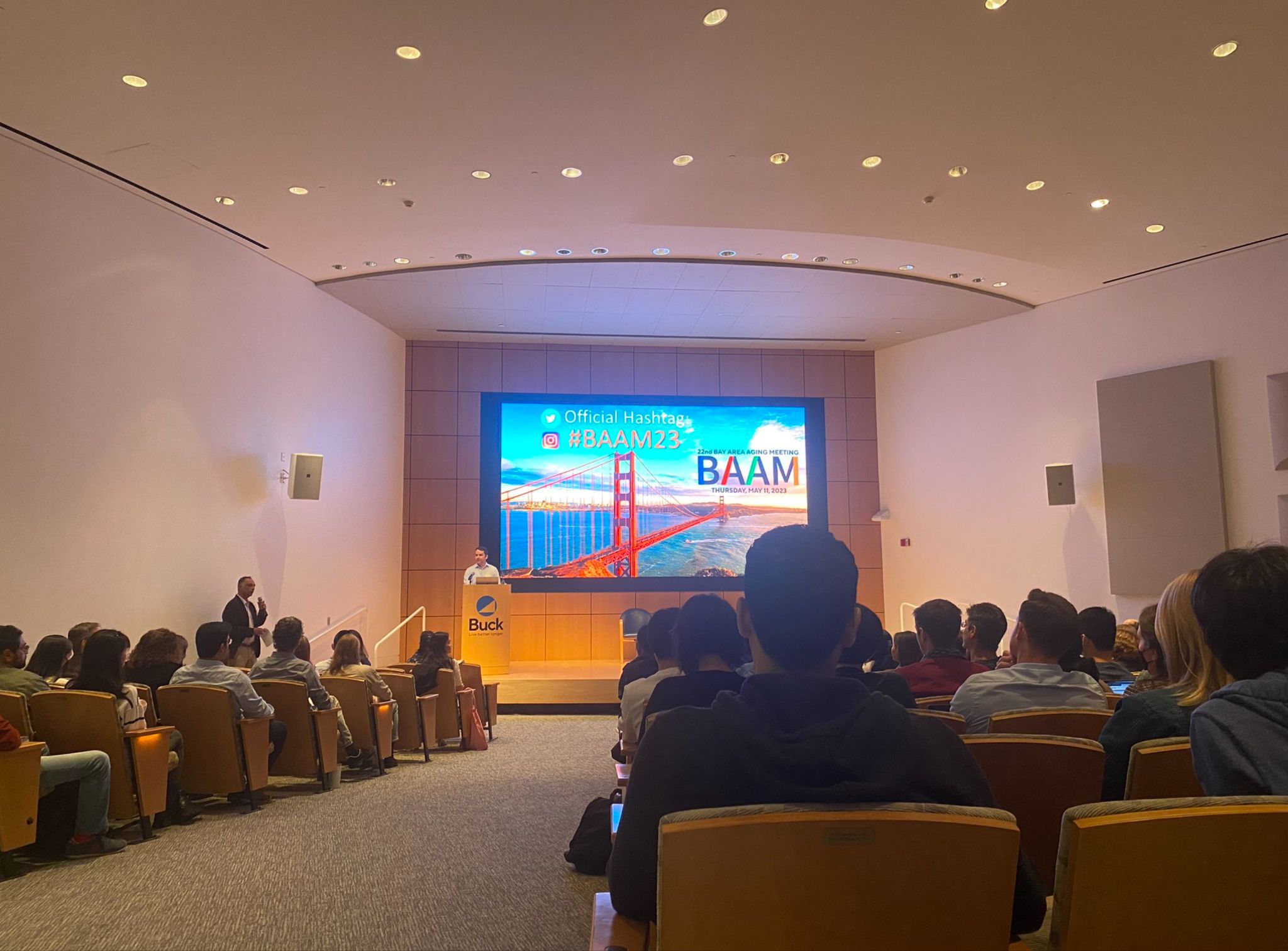 May 2023: Roarke presents at the Bay Area Aging Meeting at the Buck Institute